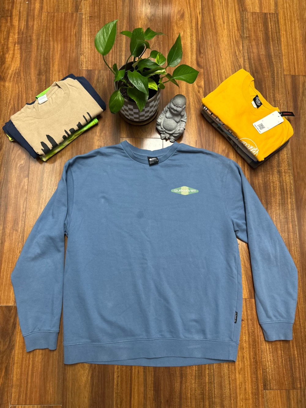 Vintage y2k Quiksilver Light Blue Crewneck